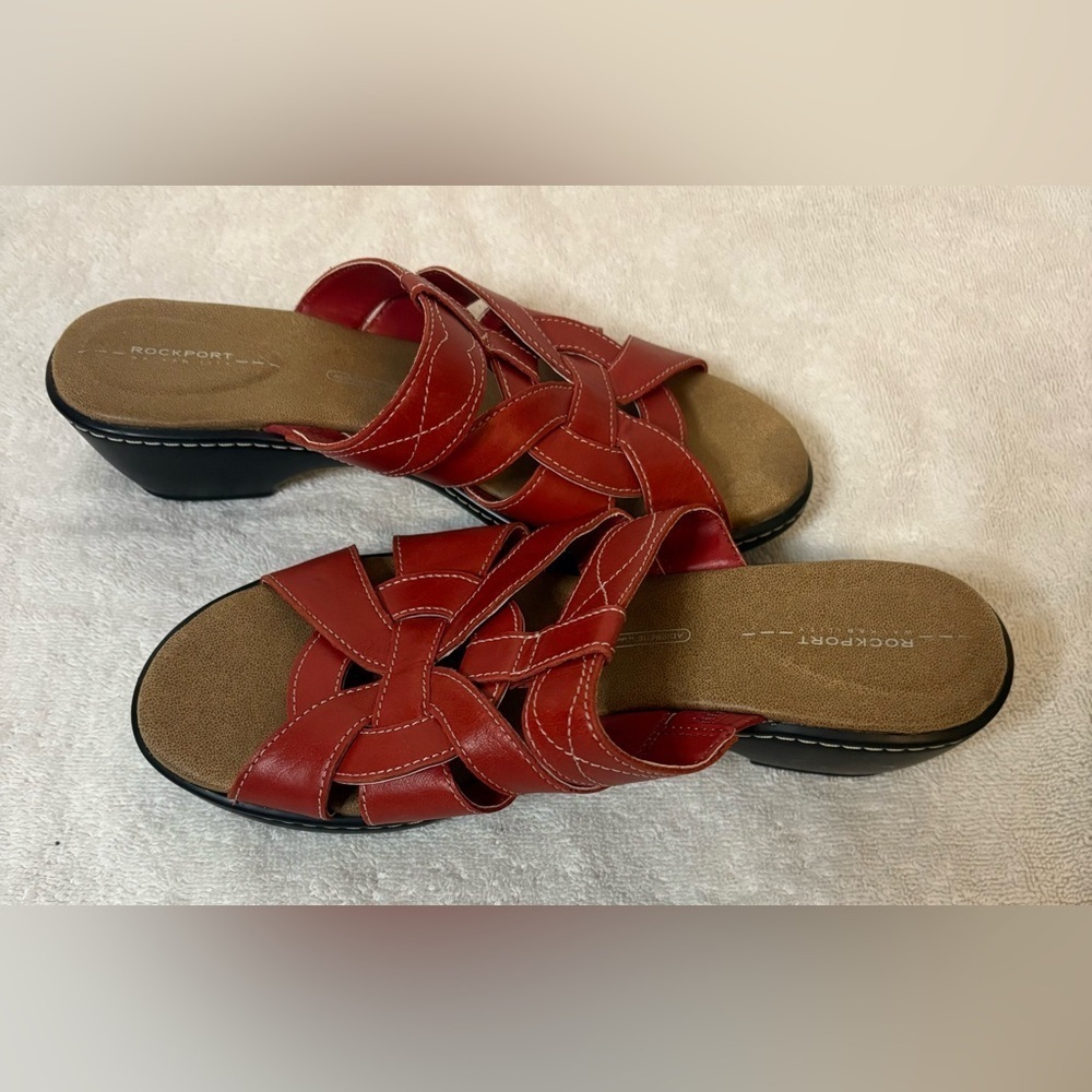 Rockport Walkability Leather Red Sandals Women’s Size 6 slip on cushioned heel - Picture 4 of 8